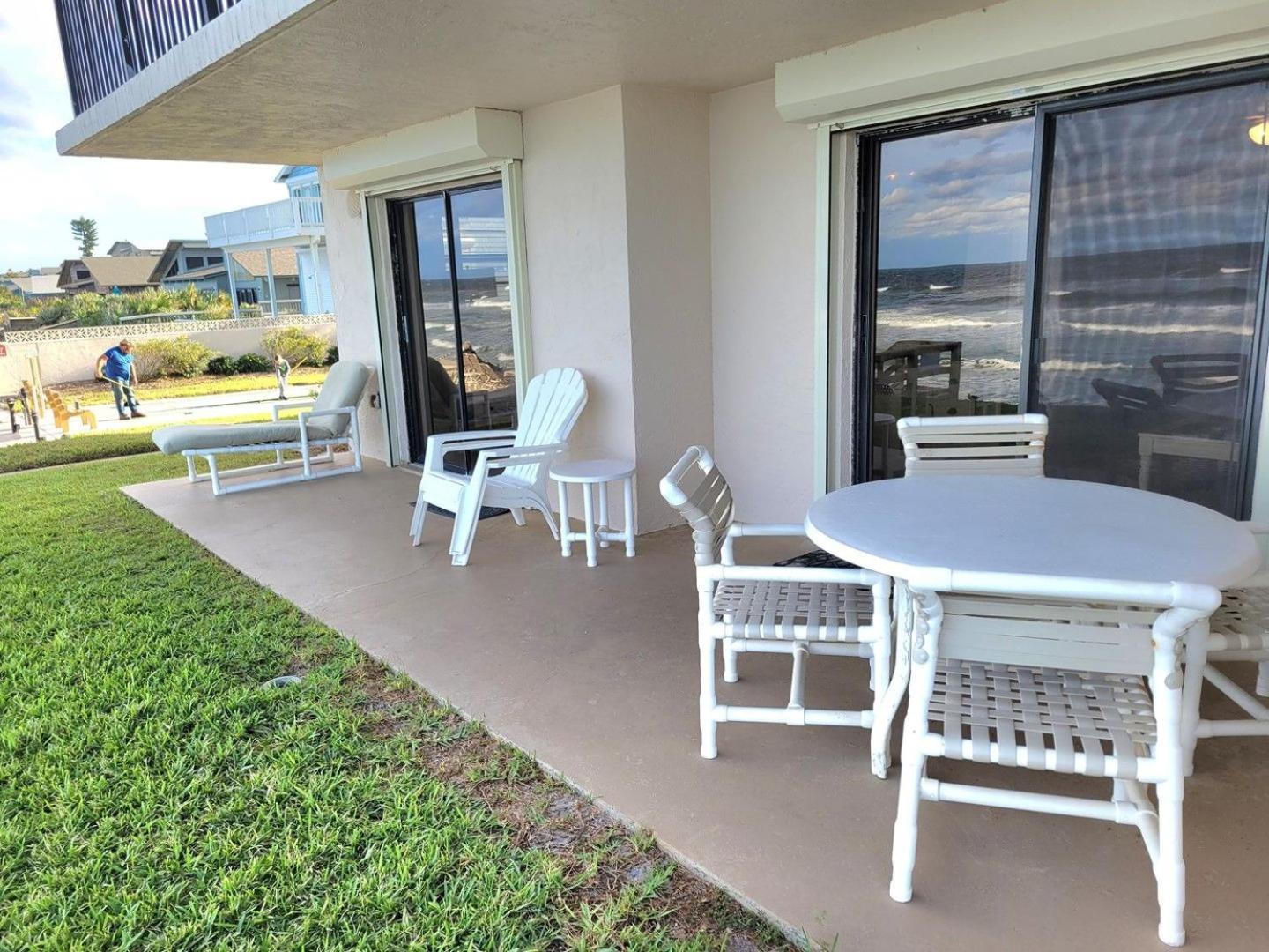 112 - Updated 2/2 Oceanfront Ground Floor Corner New Smyrna Beach Exterior photo