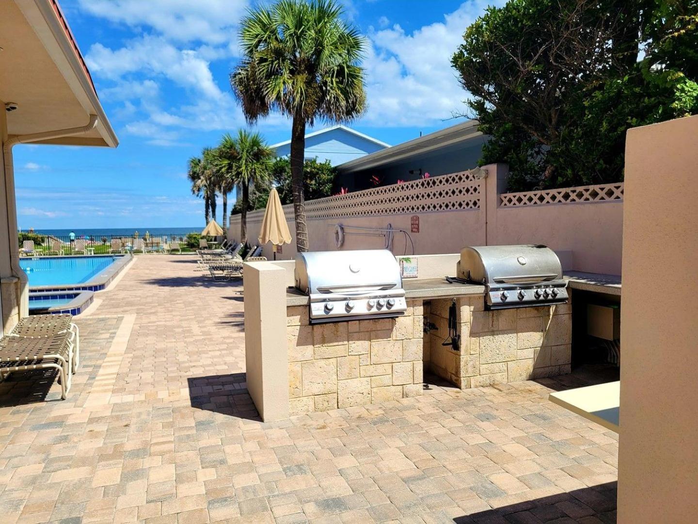 112 - Updated 2/2 Oceanfront Ground Floor Corner New Smyrna Beach Exterior photo